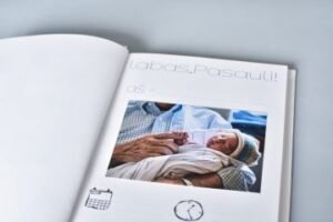 Baltai balta kudikio albumas "Paukštukai"