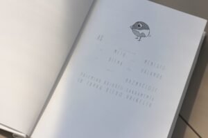 baltai balta krikšto knyga "Paukštukai"