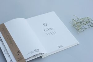 krikstynu dovanos kriksto knyga hug a book