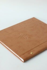 hugabook krikšto knyga