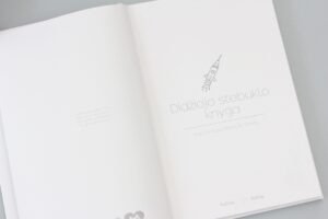 Kudikio albumas baltai balta