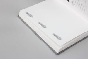 polaroid wedding guest book/ hug a book