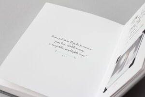 polaroid wedding guest book/ hug a book